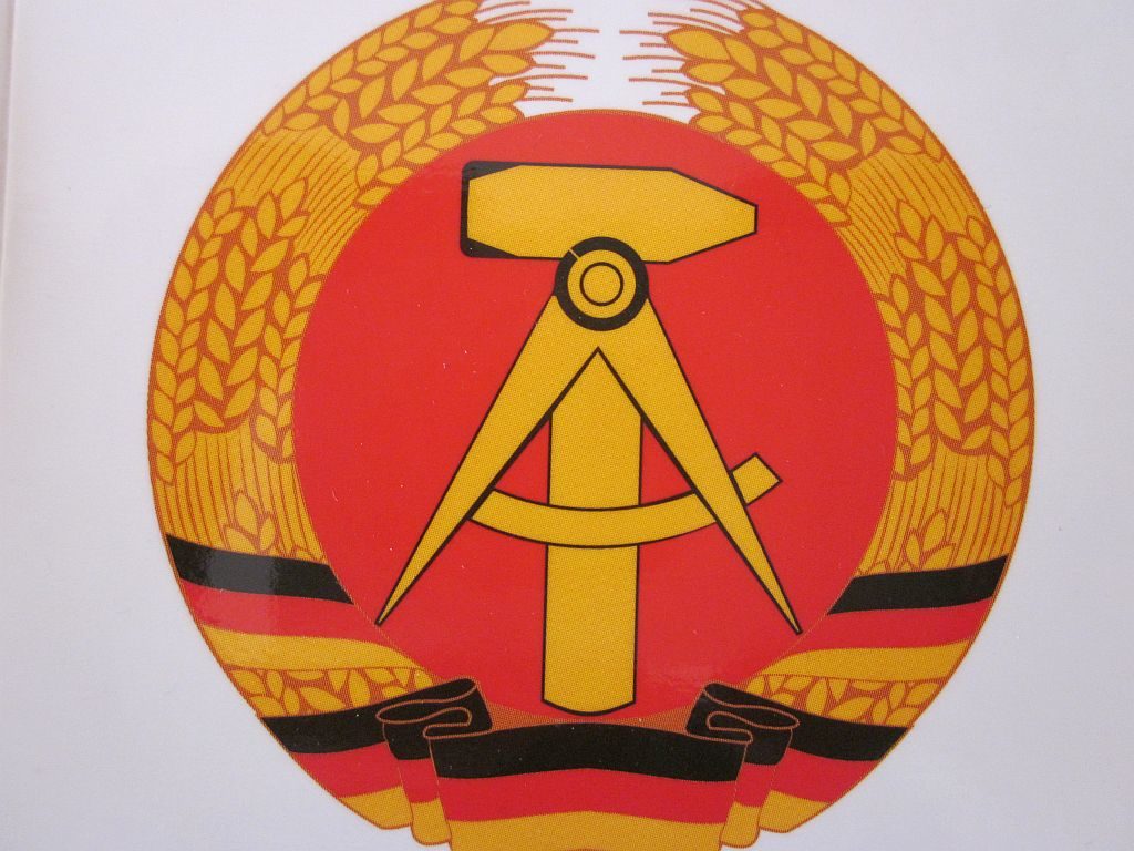 DDR Emblem